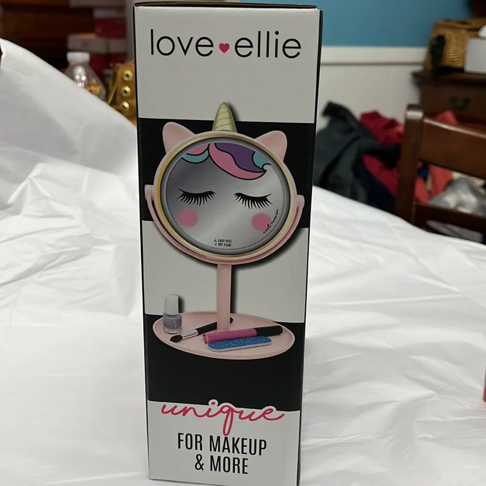 NIB LED light up Unicorn Mirror, USB power cable included, works with AAA too